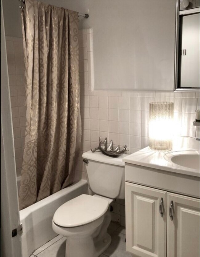 1814 E Oakland Park Blvd Condo Unit Oakland Condo for Rent in Fort