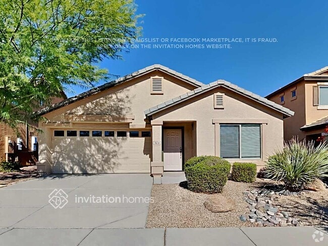 Building Photo - 7820 S 48th Dr Rental