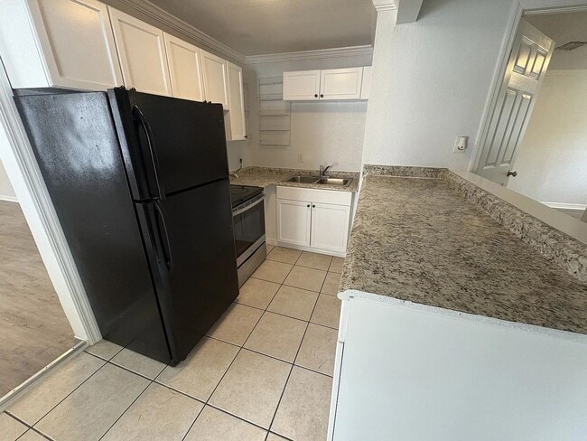 Photo - Charming Bungalow for rent in Lakeland