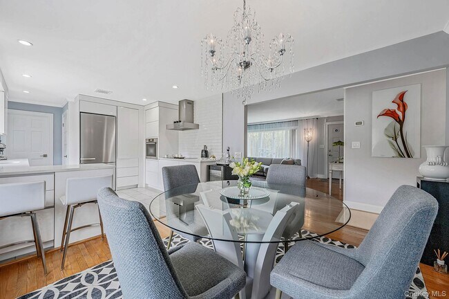 Photo - 47 Whitebrook Dr