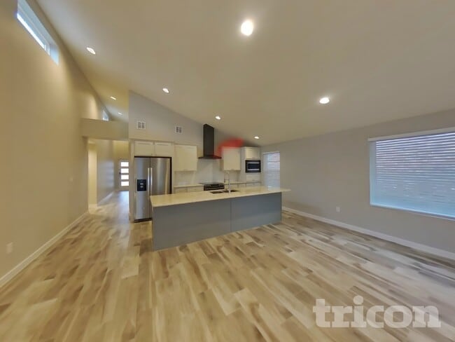 Photo - 1409 Wavelet Dr