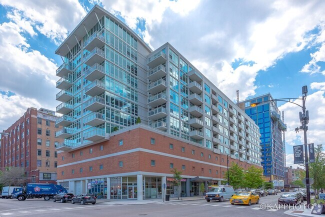 Building Photo - 909 W Washington Blvd Unit 810 Rental