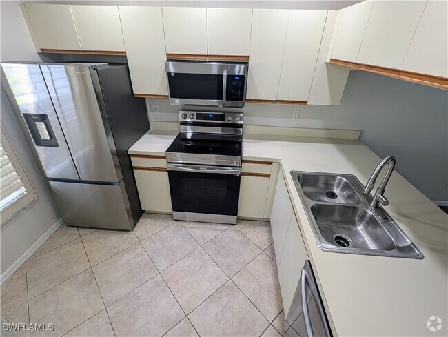 Building Photo - 1915 Courtyard Way Unit G102 Rental