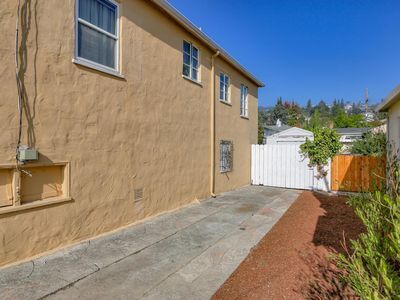 Photo - 4438 Steele St