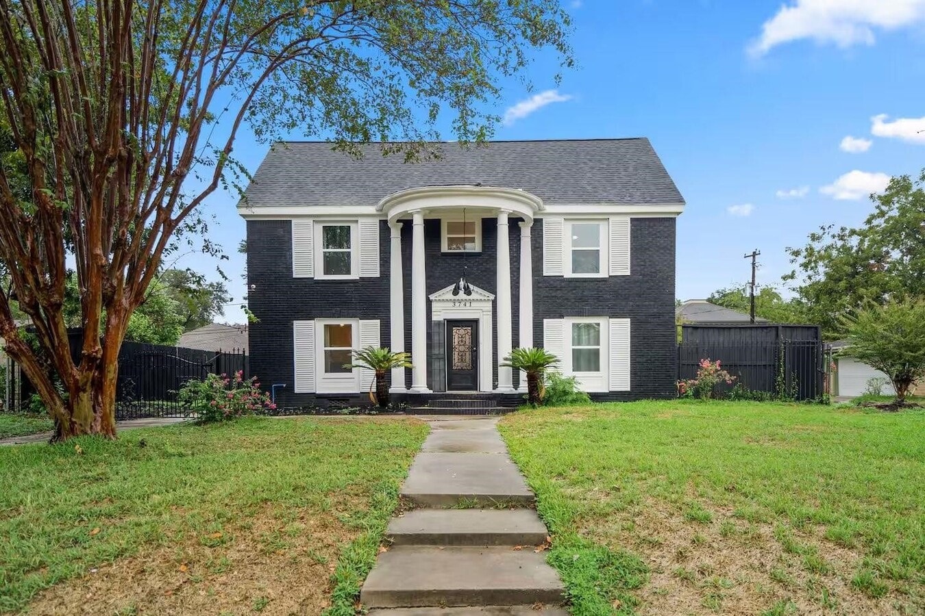 Photo - 3741 Charleston St