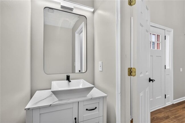 Photo - 4554 Darrowby Dr