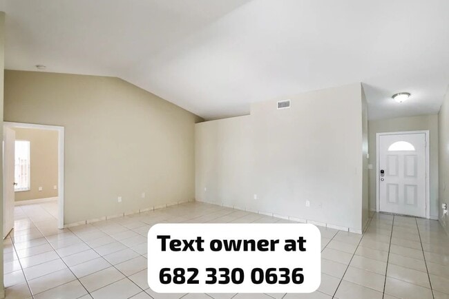 Building Photo - 7795 SW 161st Ave Rental