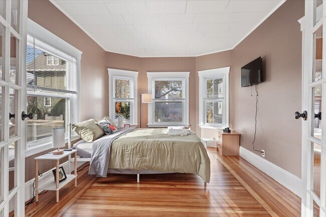 Photo - 9 Wilshire St Unit 1