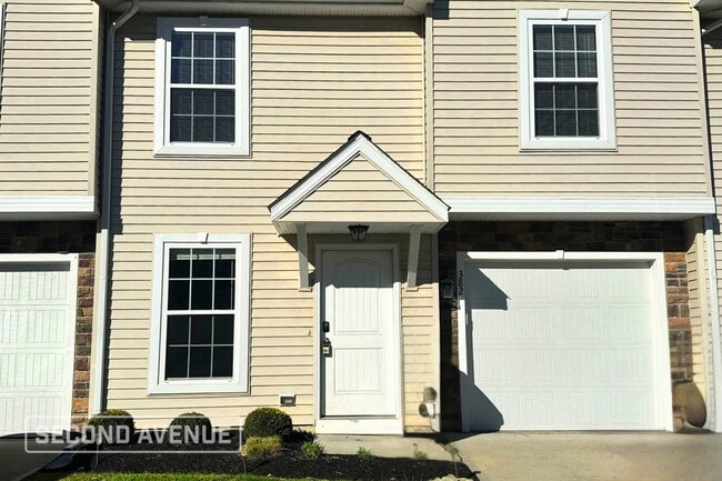 Building Photo - 382 Station 44 Pl