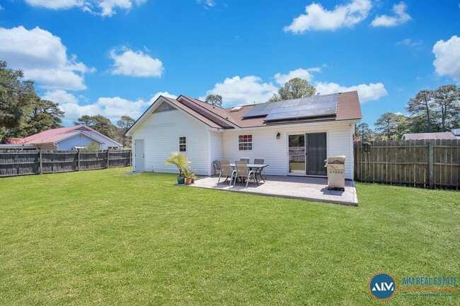Photo - Charming 3-Bed, 2-Bath Home in Historic Be...
