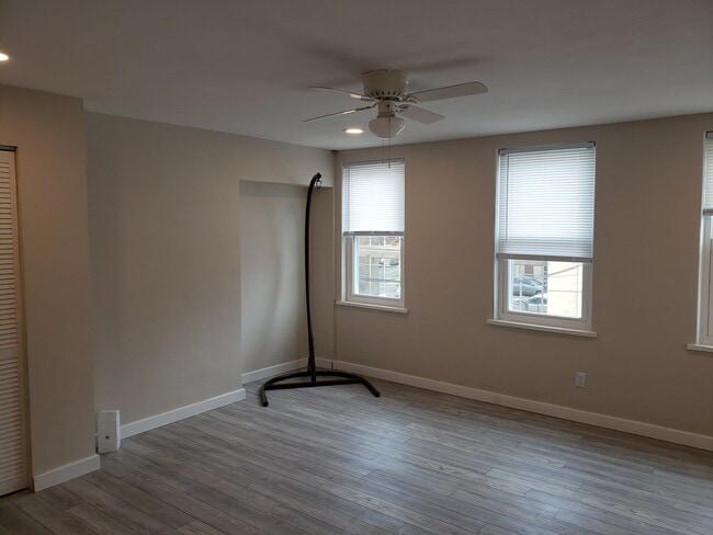 Photo - 1208 Sarah St Unit 1-1