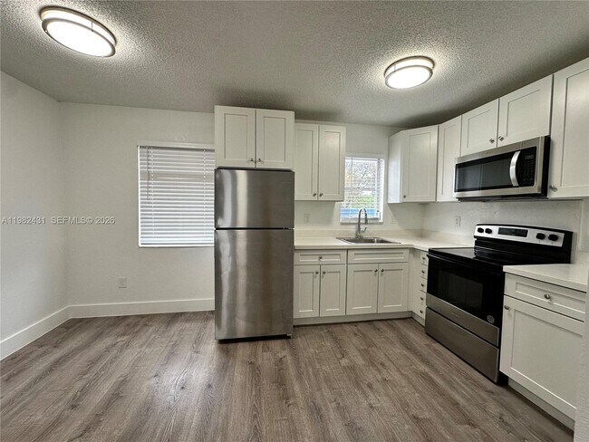 Photo - 2910 Pierce St Unidad 101