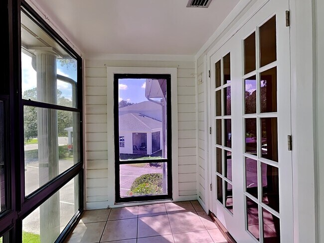 Photo - 2758 Oak Park Way Unit 201