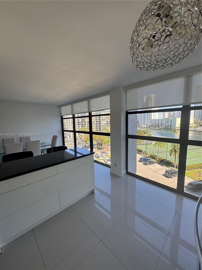 Photo - 400 Leslie Dr Unit 602