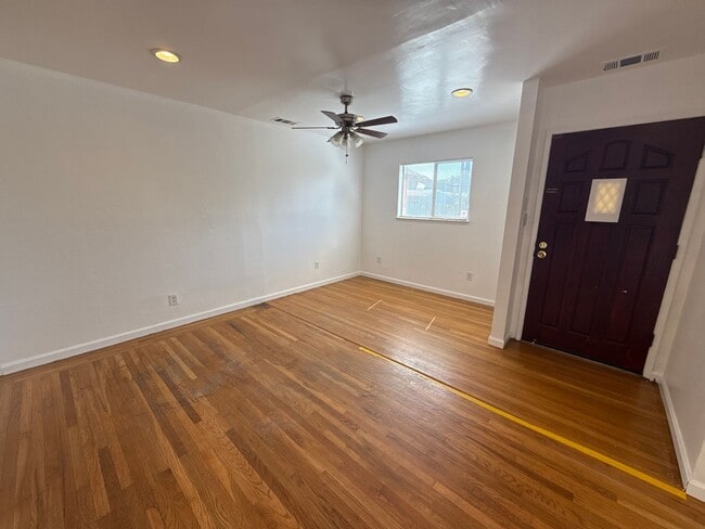 Photo - EPIC REA - Spacious 3BR/2BA House - Renovated - Updated Kitchen - Castro Valley