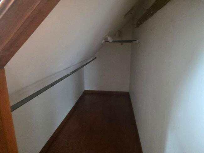 Photo - 163 King George St Unit 4