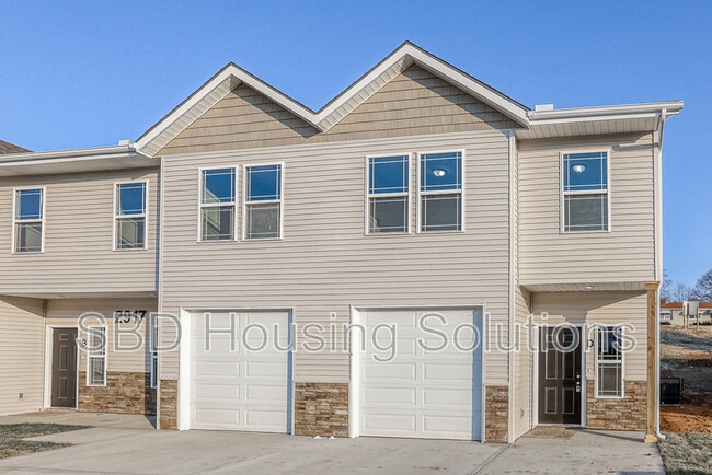 Building Photo - 2905 S Harvard Ave Rental
