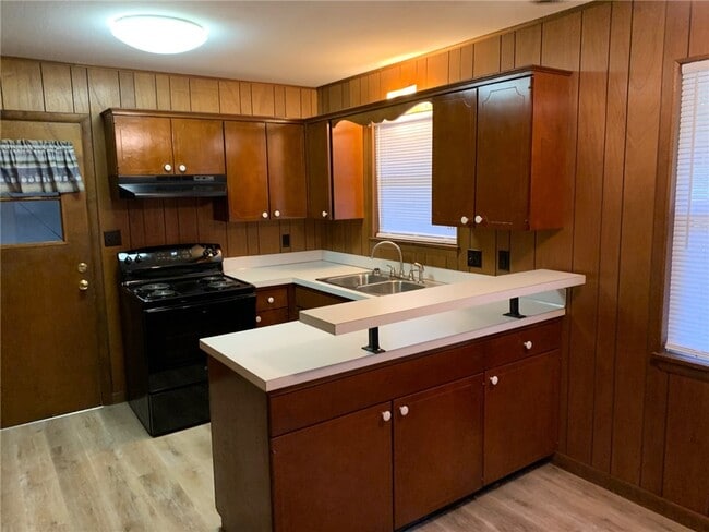 Photo - 40 Hatcher Dr