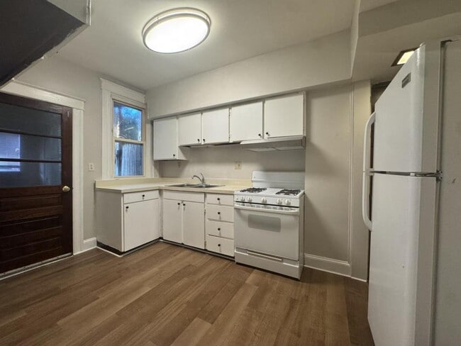 Photo - 4802 Frederick Ave