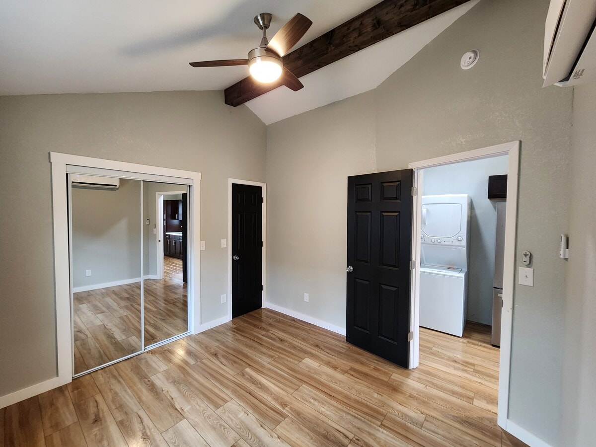 Photo - 206 Lincoln St