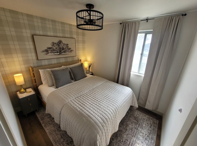 Photo - Fully Furnished 3BR | Renovated | All Utilities Included | Ideal for 30+ Day Stays