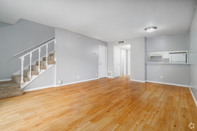 Building Photo - Woodbury Place Rental