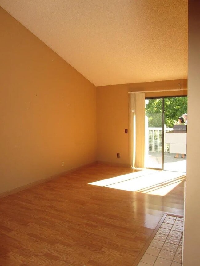Photo - 3580 Birchwood Terrace