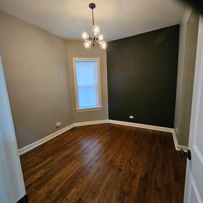Photo - 3257 W Palmer St