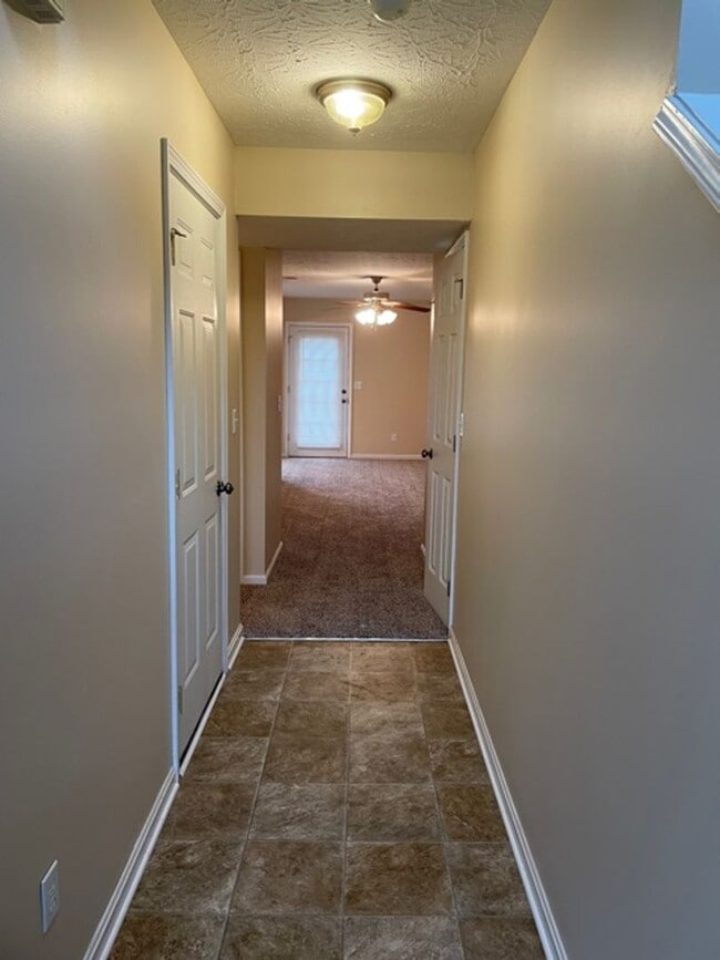 Building Photo - 122 Darby Woods Ct Rental