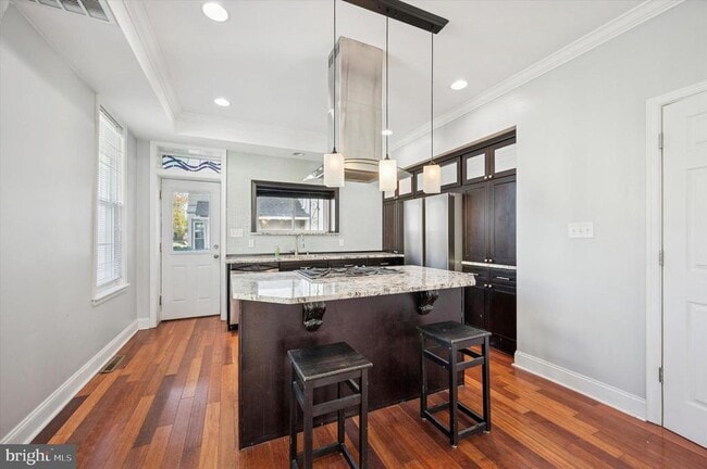 Photo - 389 Conarroe St