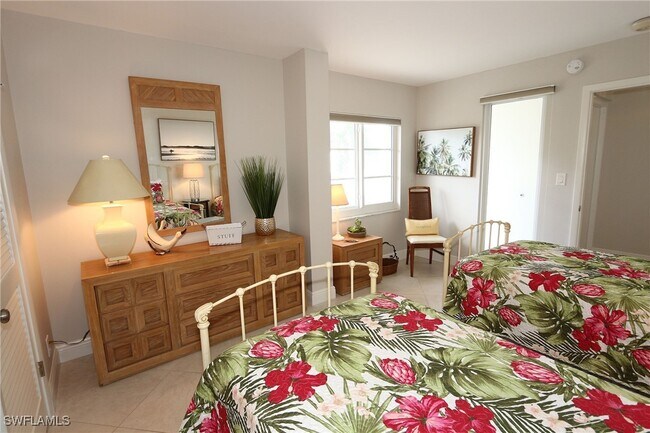 Photo - 3443 Gulf Shore Blvd N Unidad 314