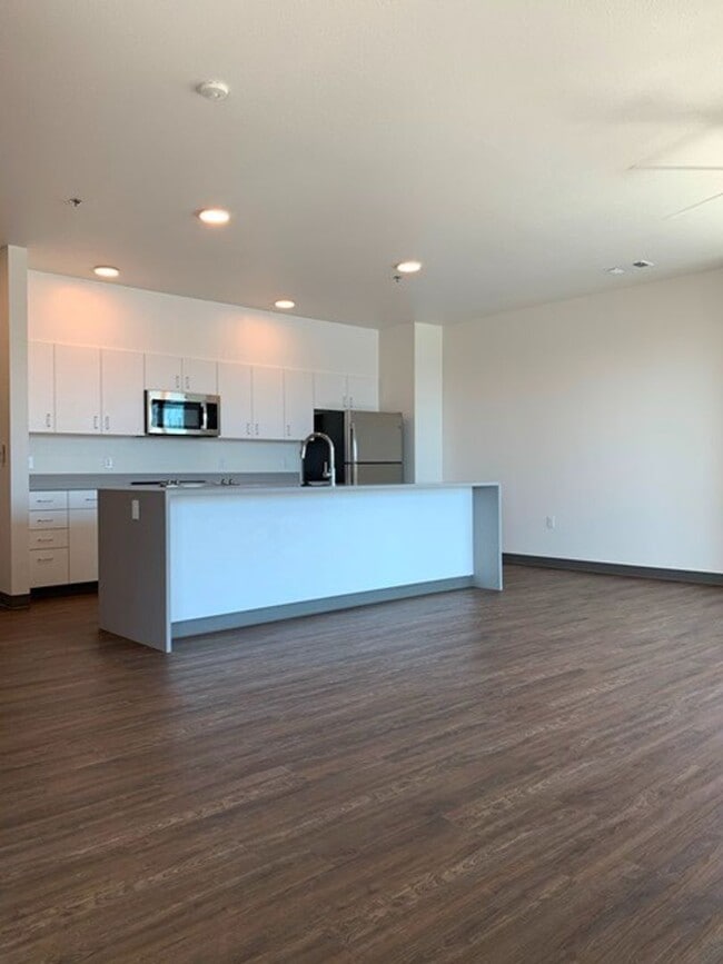 Building Photo - 202 Timbermill Dr Unit Apartment A