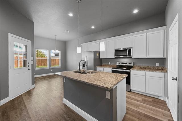 Photo - 2006 Church St