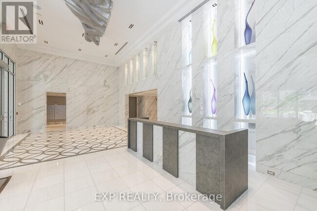 Photo - 111 Champagne Ave S Unit 1505