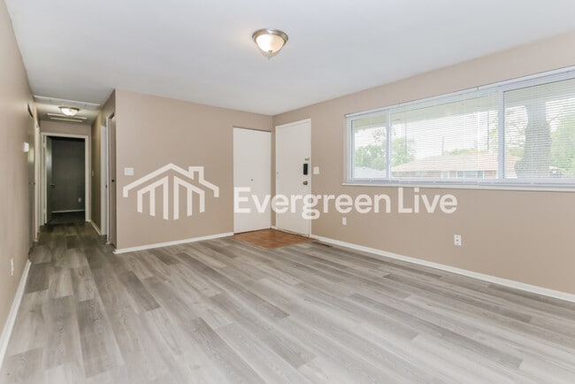 Photo - 5512 Shady Oak St