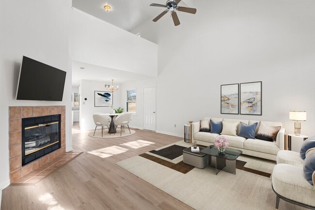 Photo - Beautifully Renovated Townhome in The Ridings at Brookside – Macungie