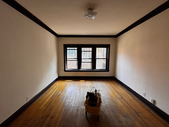 Photo - 2530 N Kedzie Blvd Unit 2N