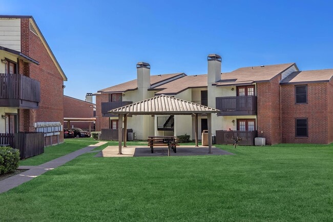 Rolling Hills Place