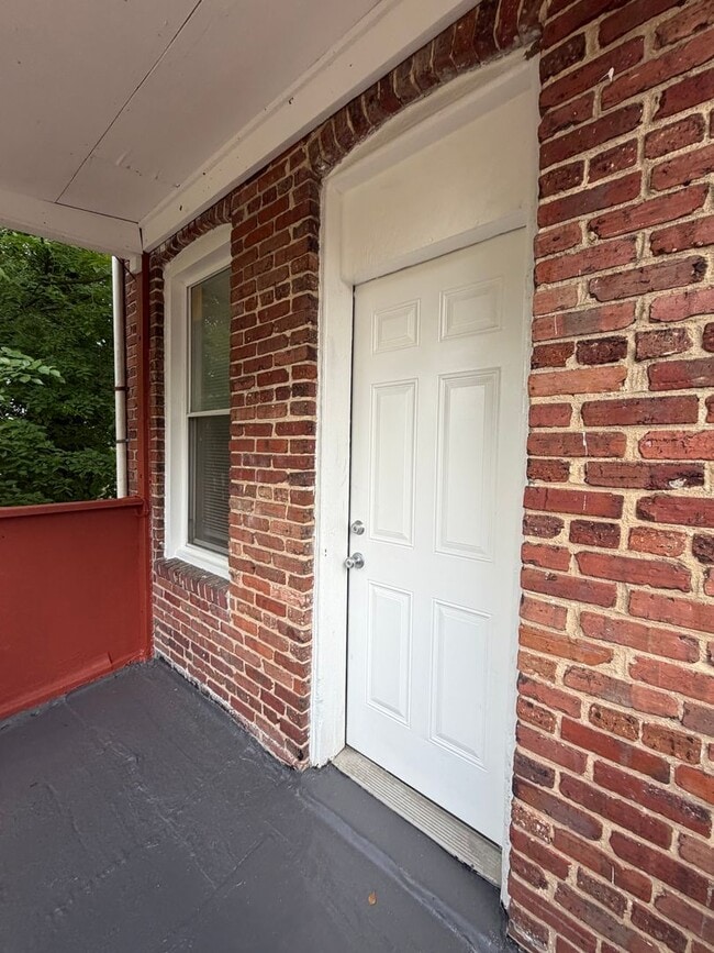 Photo - Large Wolcott Home Rent Ready
