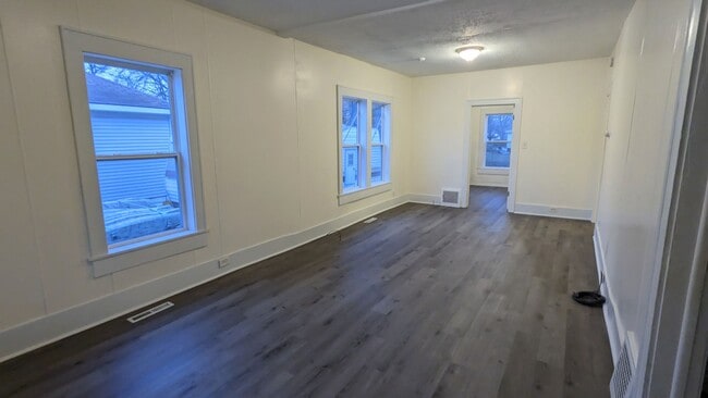 Photo - 717 Young Ave Unit 1