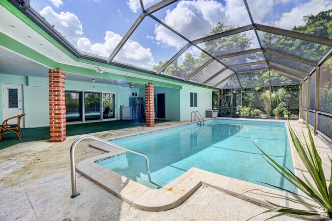 Building Photo - 8930 SW 149th Ter Rental