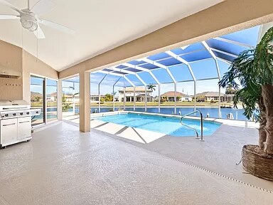 Photo - 830 SW 36th Ter