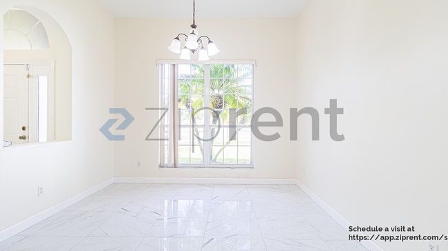 Photo - 2732 Wingfield Pl