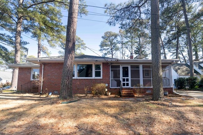 Photo - 161 Blades St