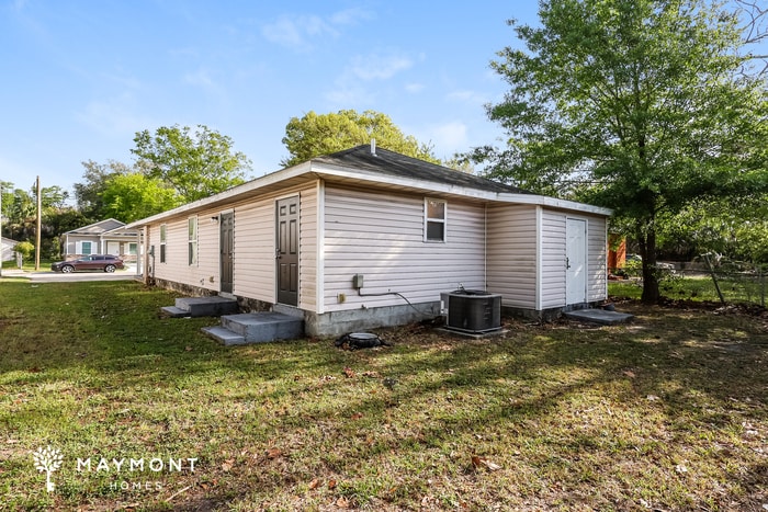 Photo - 1410 W 20th St