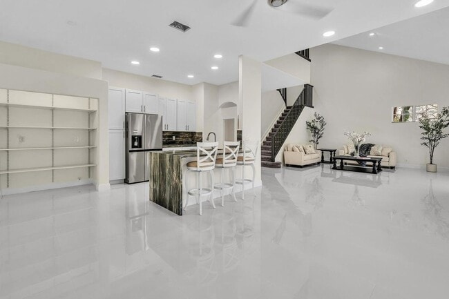 Photo - 36 Monterey Pointe Dr