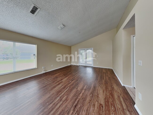 Photo - 893 Ferry Landing Ln