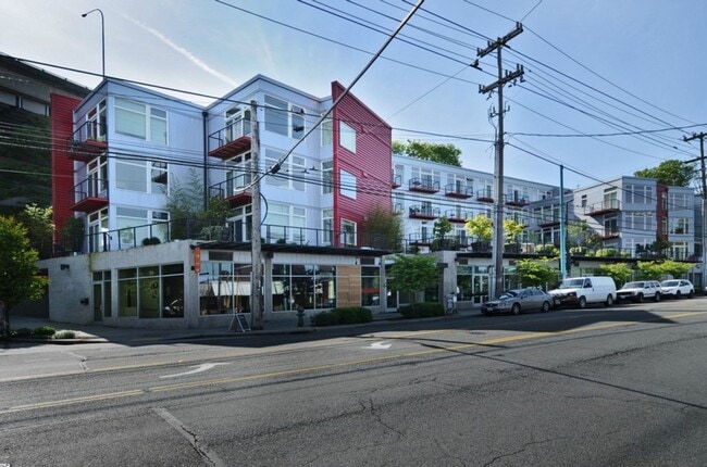 Building Photo - Metropolitan Living at its best! Unit 211 Rental