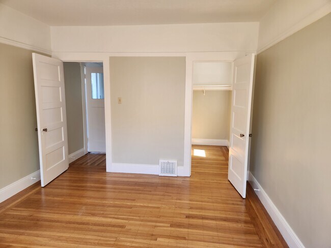 Photo - 560 Diamond St Unit 560