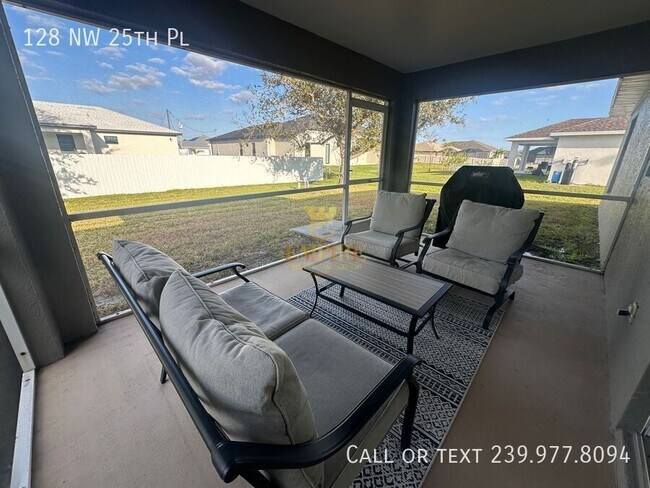 Photo - 128 NW 25th Pl